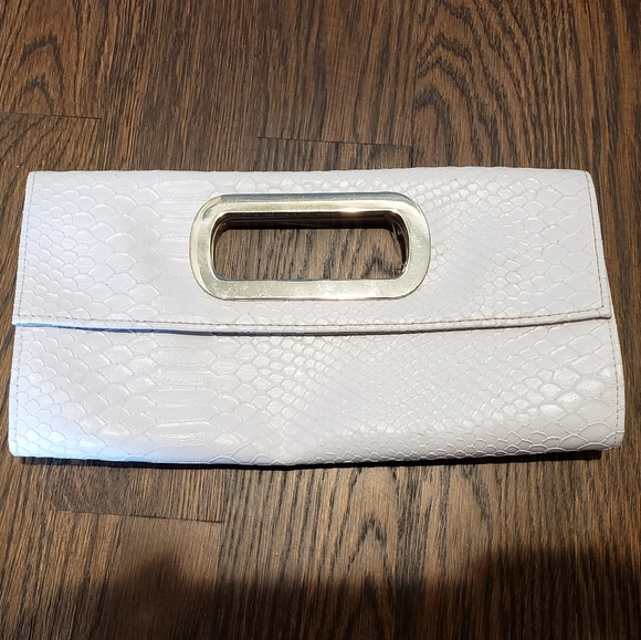 Express clutch textured white clutch